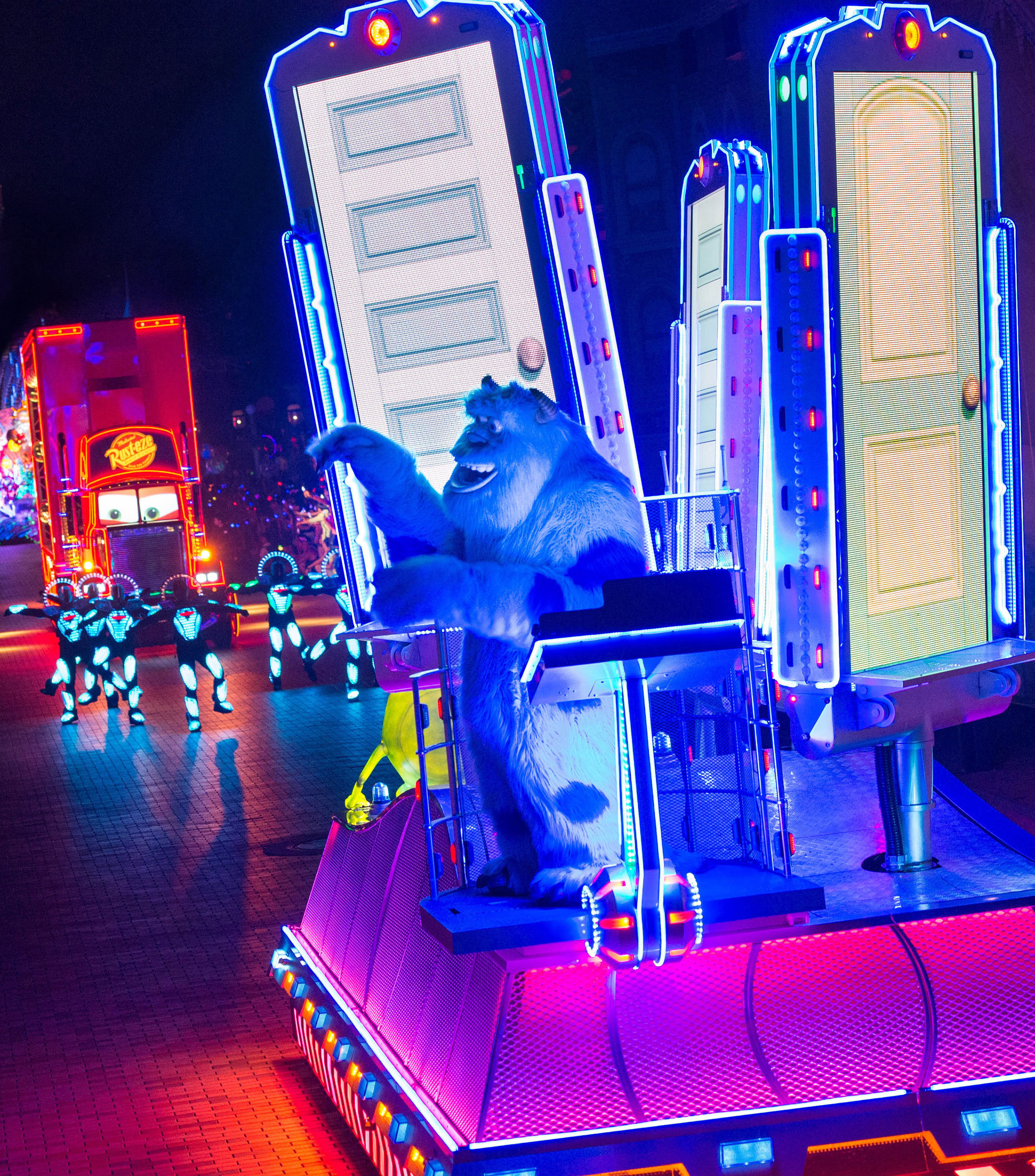 Paint the Night: Monsters, Inc. Dance Party