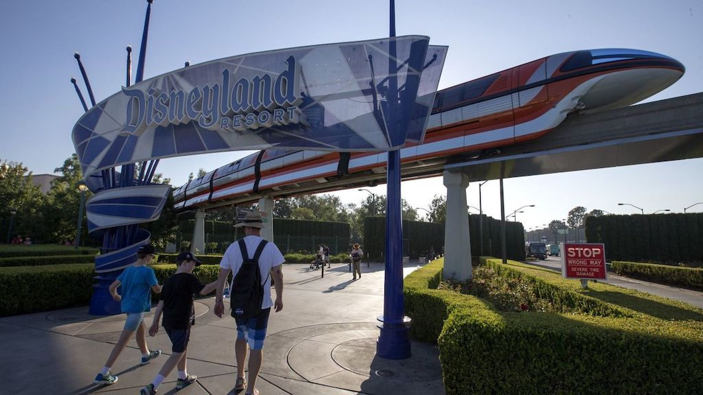 Disneyland Hotel