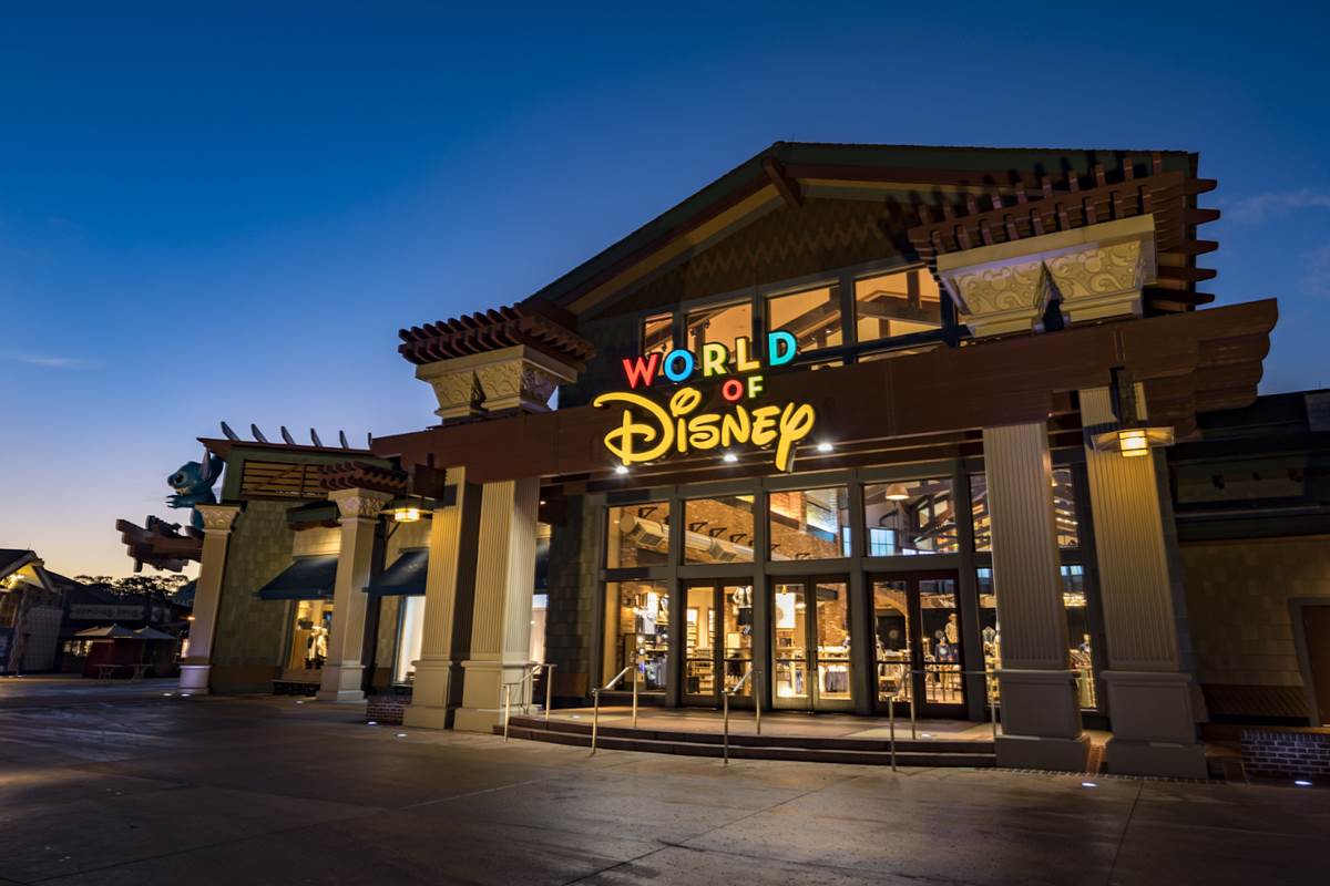(Disney)