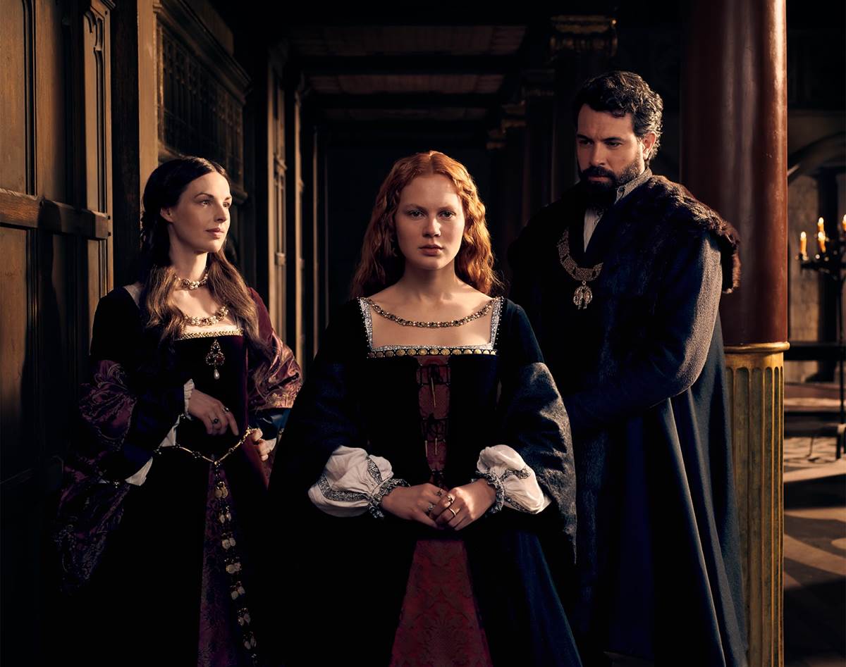 (STARZ)