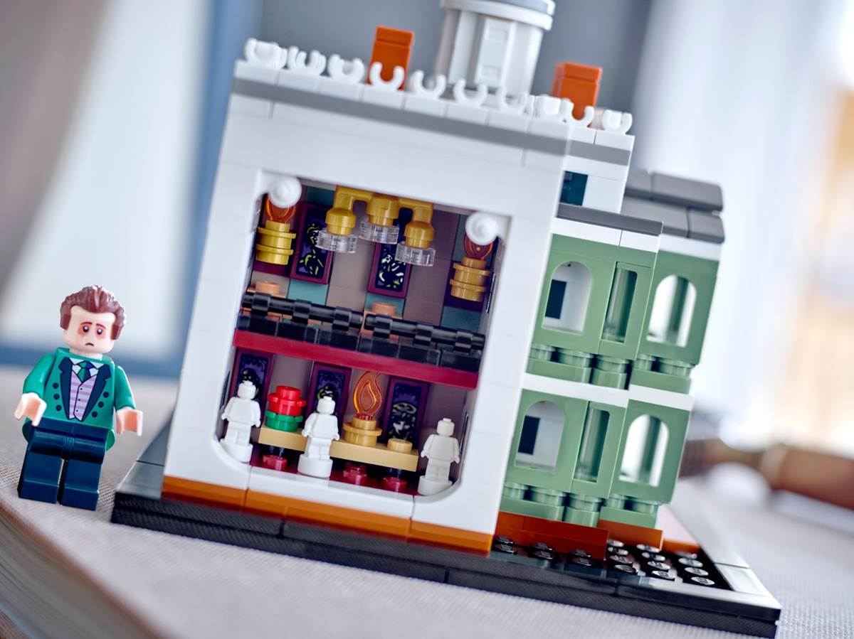 (Via LEGO.com)